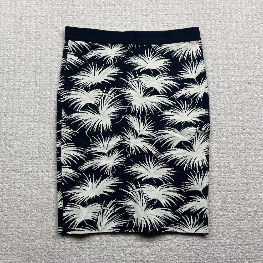 Rachel Roy Women's Skirt Size M Pixelated Palm Tree Floral AOP stretch Boho Mini